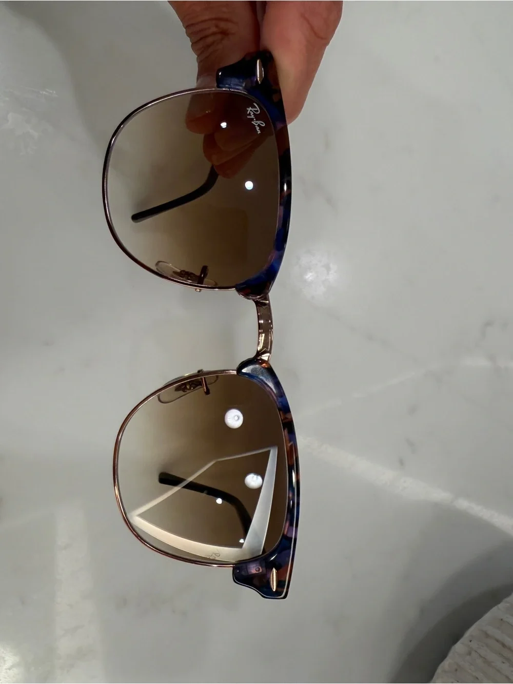 Ray-Ban RB3016 Clubmaster Sunglasses in Tortoise Shell Blue and Brown - Picture 11 of 12